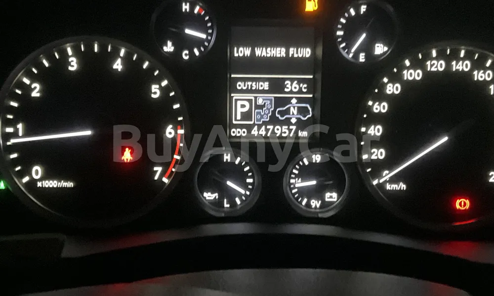 Vehicle photo 8