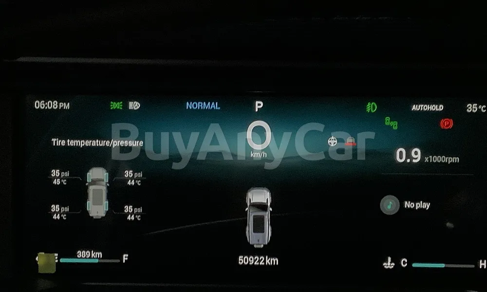 Vehicle photo 6