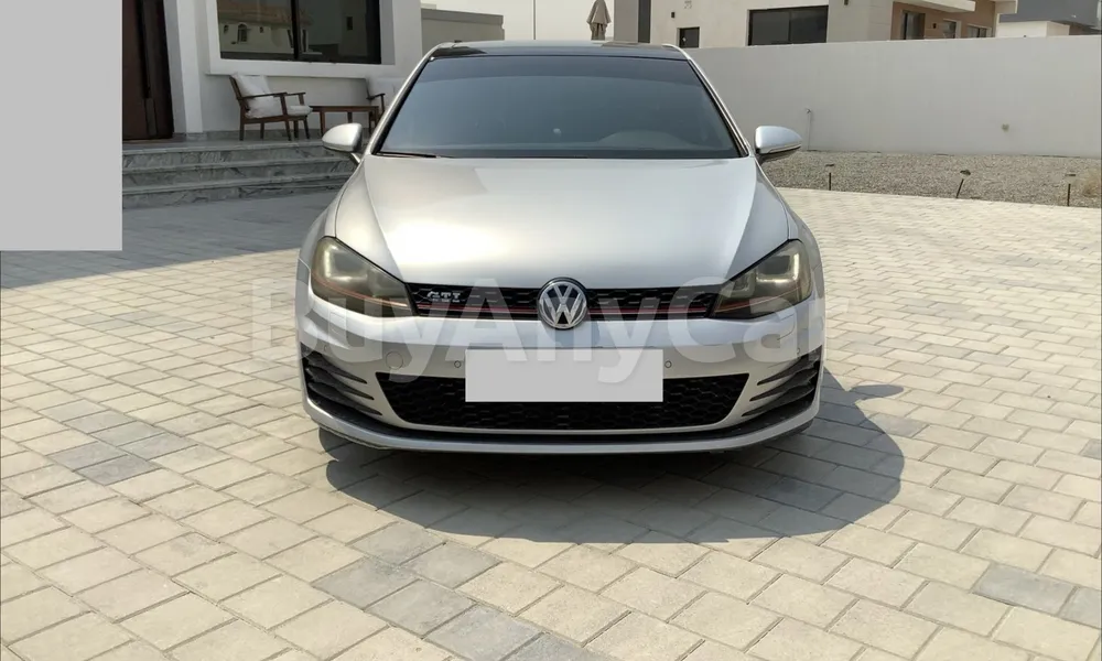 Vehicle photo 1