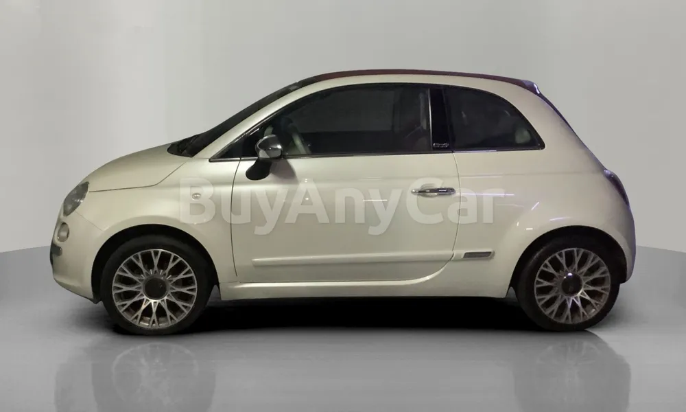 Vehicle photo 4