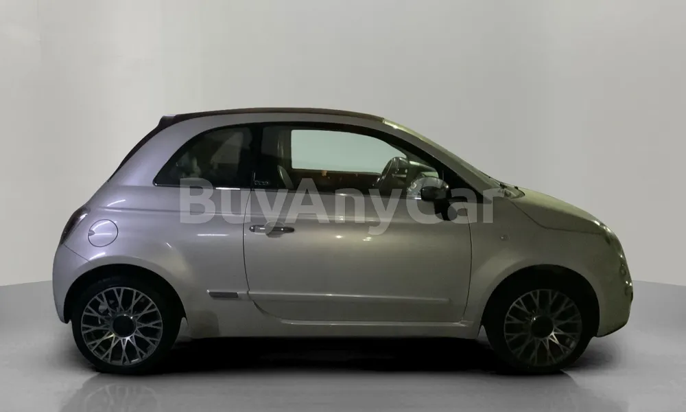 Vehicle photo 3
