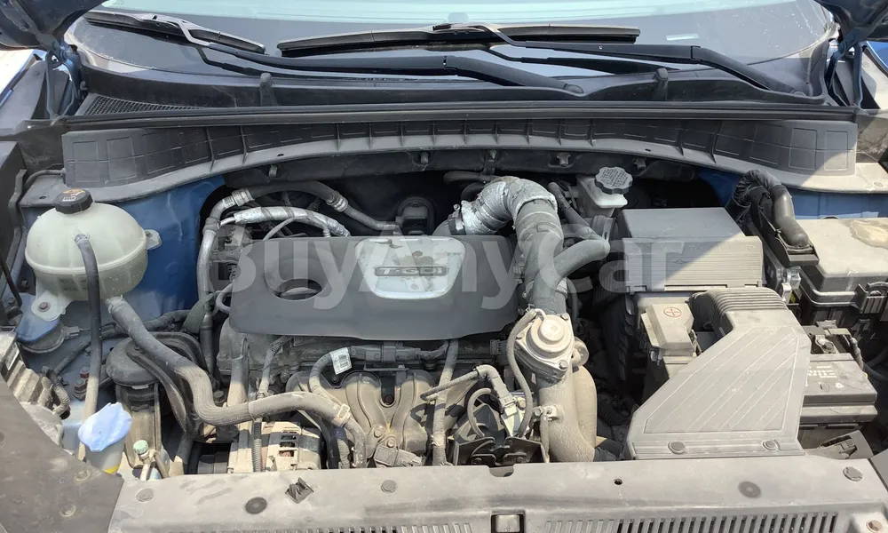 Vehicle photo 5