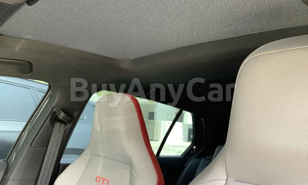 Vehicle photo 14