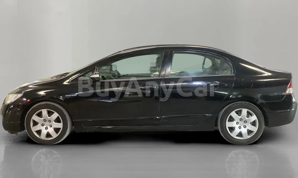 Vehicle photo 6