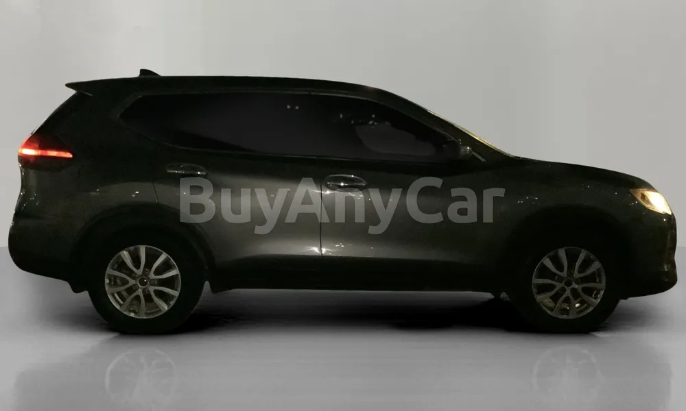 Vehicle photo 3