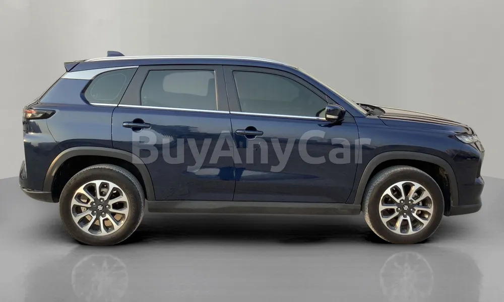 Vehicle photo 3