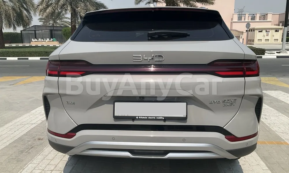 Vehicle photo 2