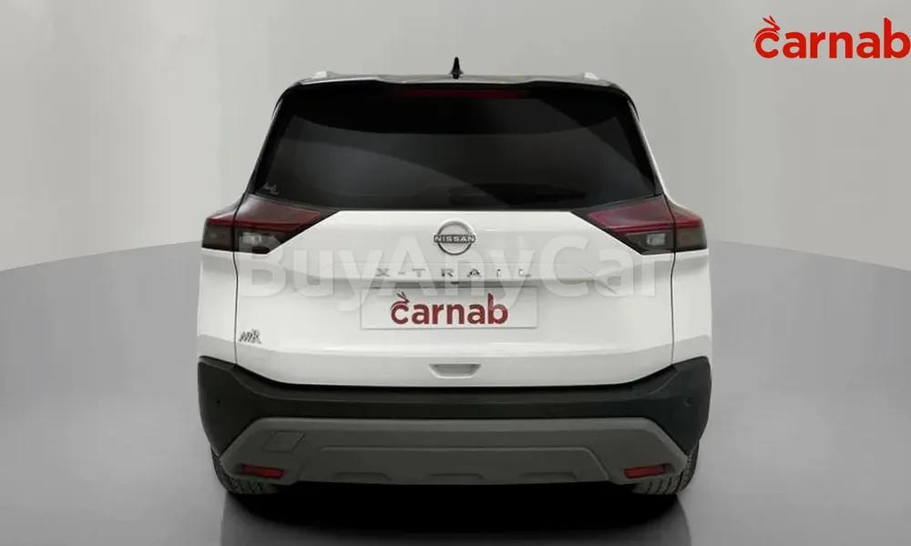 Vehicle photo 2