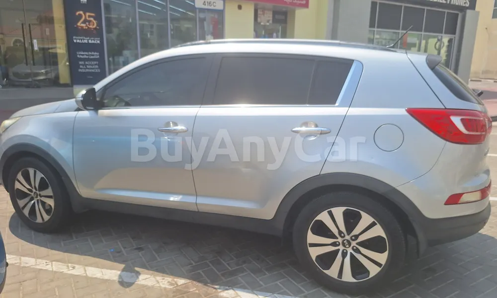 Vehicle photo 6