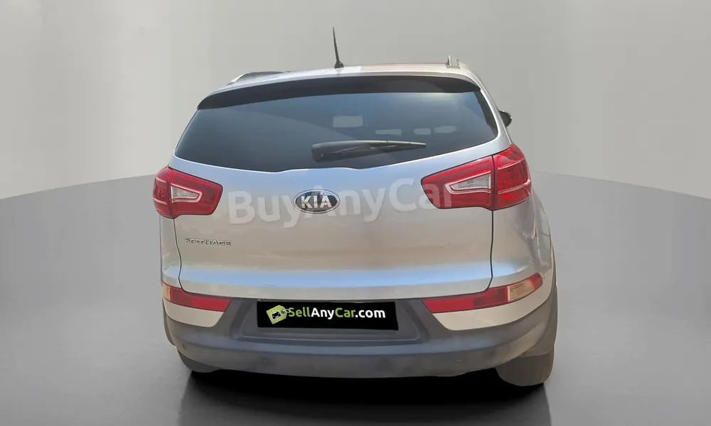 Vehicle photo 2