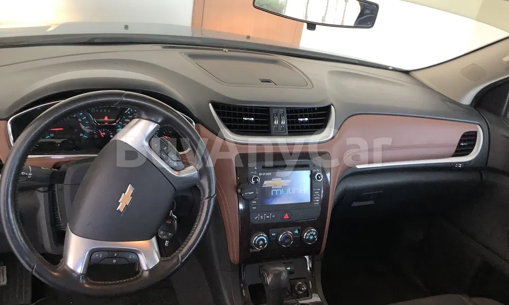 Vehicle photo 8