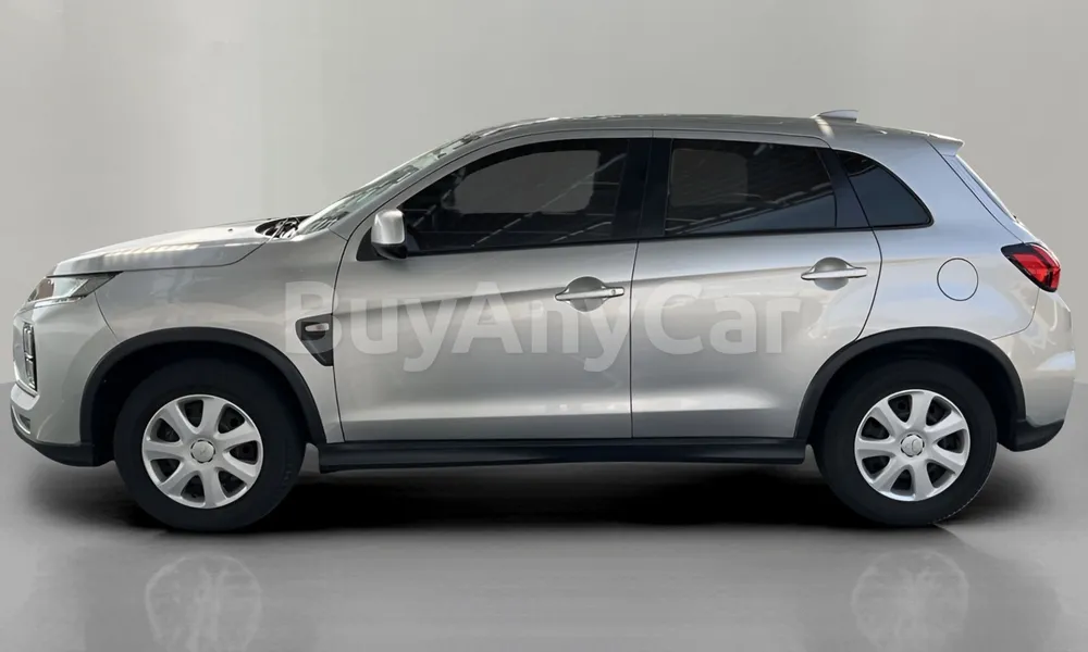 Vehicle photo 4