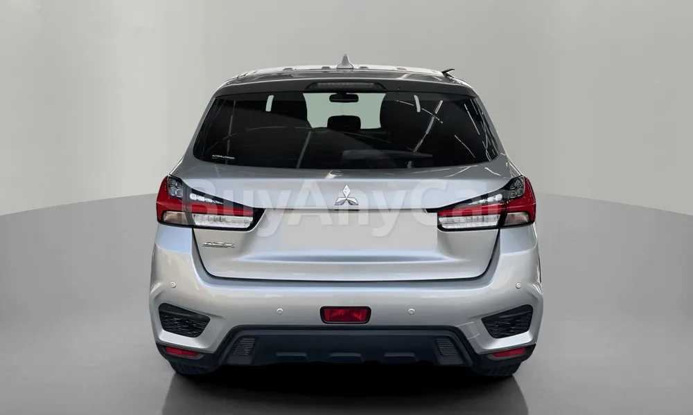 Vehicle photo 2