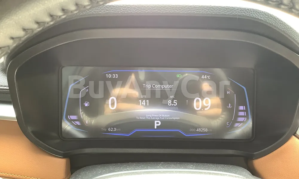 Vehicle photo 7