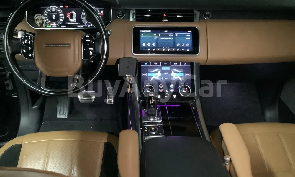 Vehicle photo 8