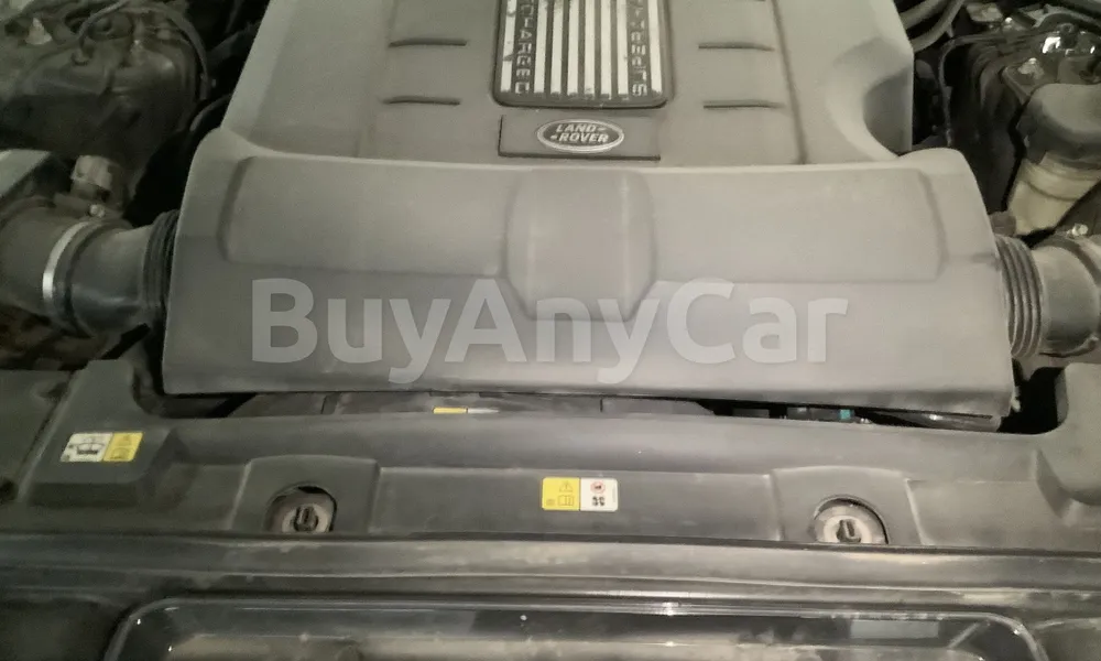 Vehicle photo 6