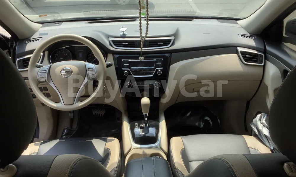 Vehicle photo 7