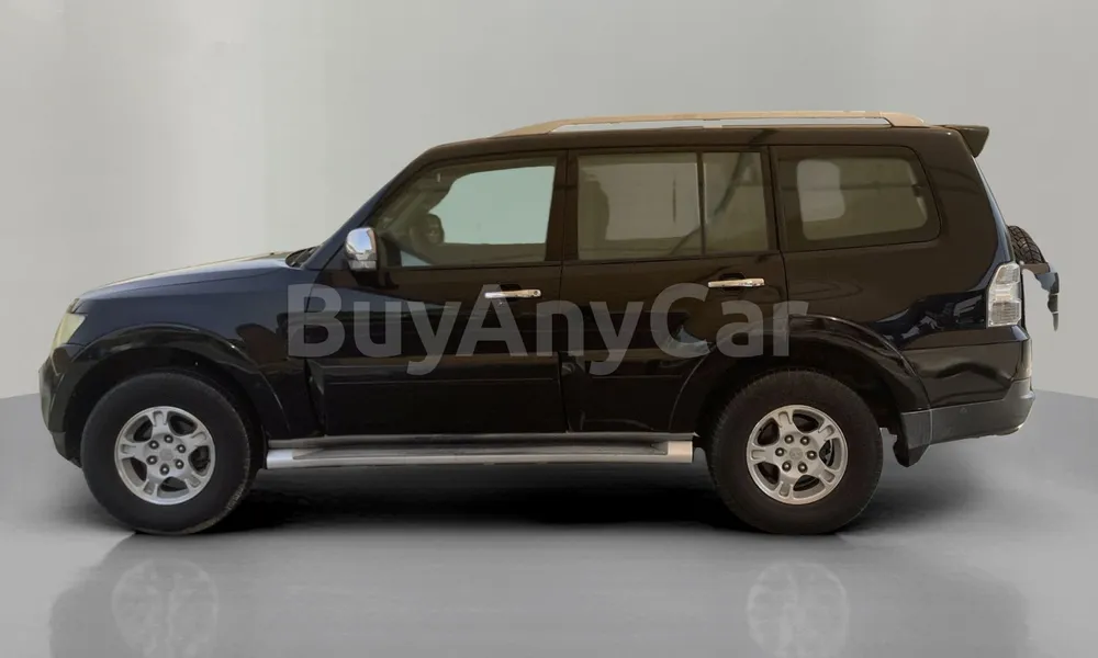 Vehicle photo 3