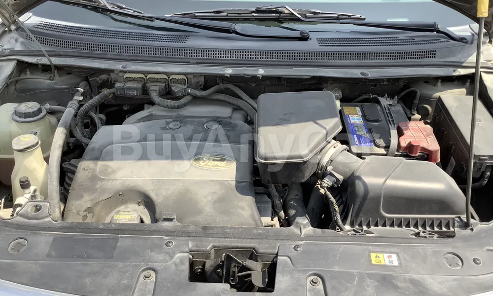 Vehicle photo 7