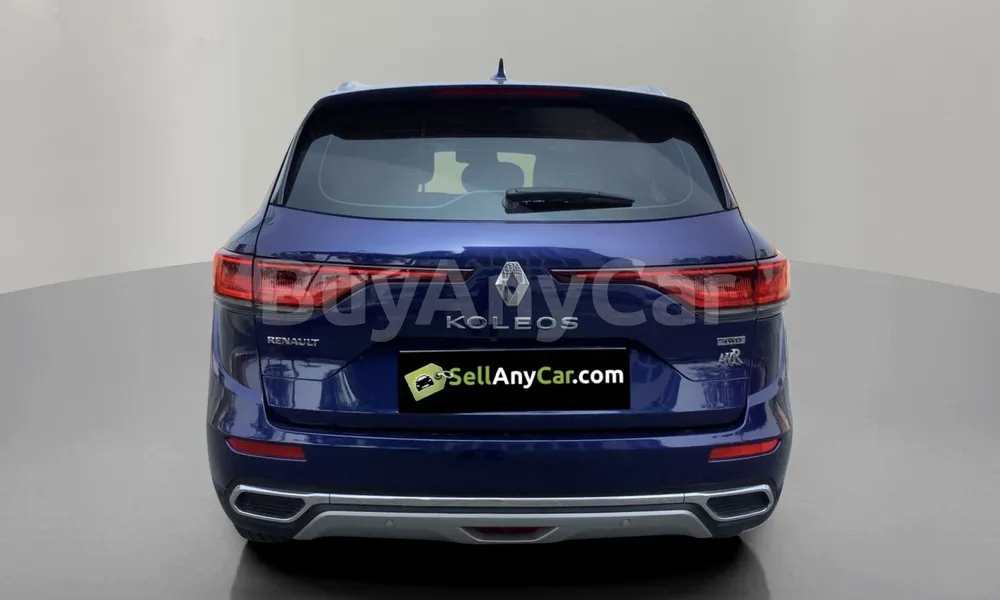 Vehicle photo 2