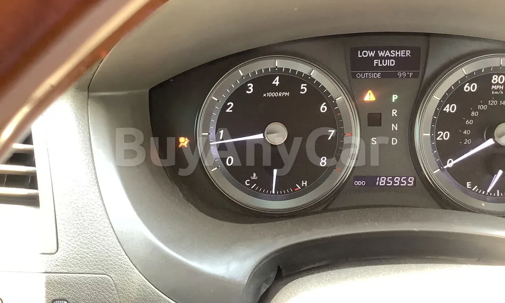Vehicle photo 6