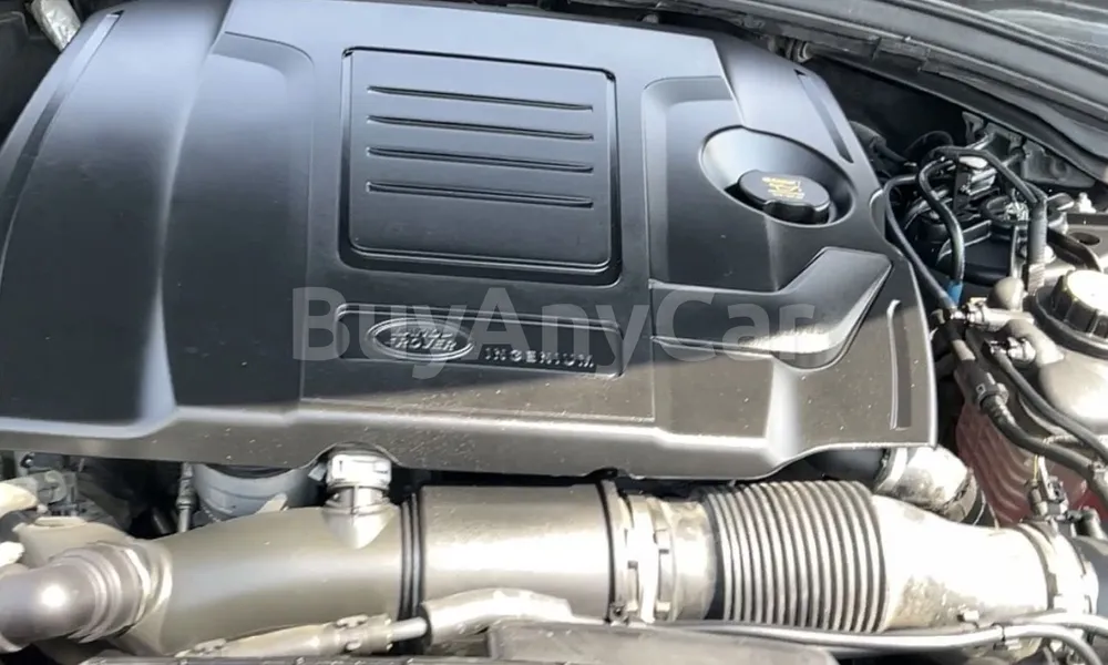 Vehicle photo 7