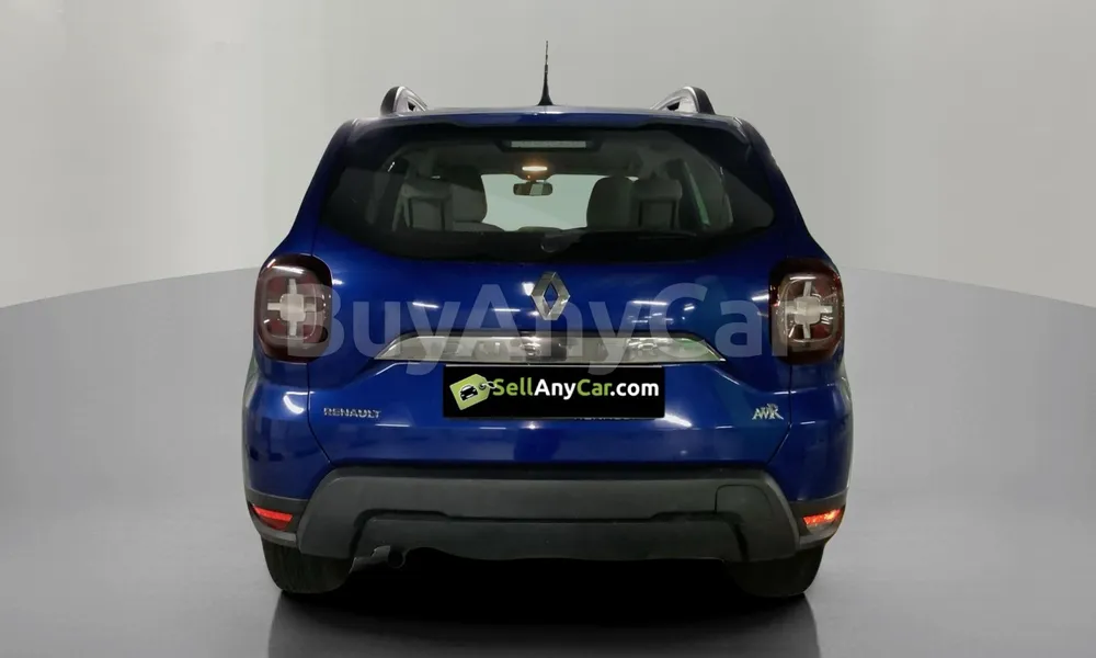 Vehicle photo 2