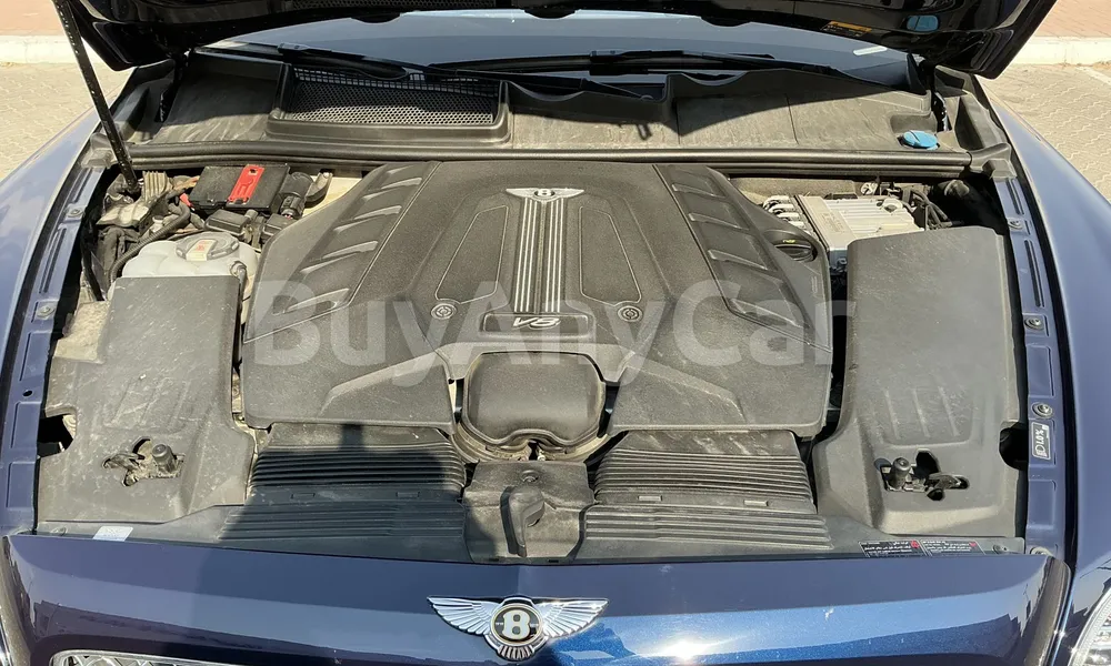 Vehicle photo 6