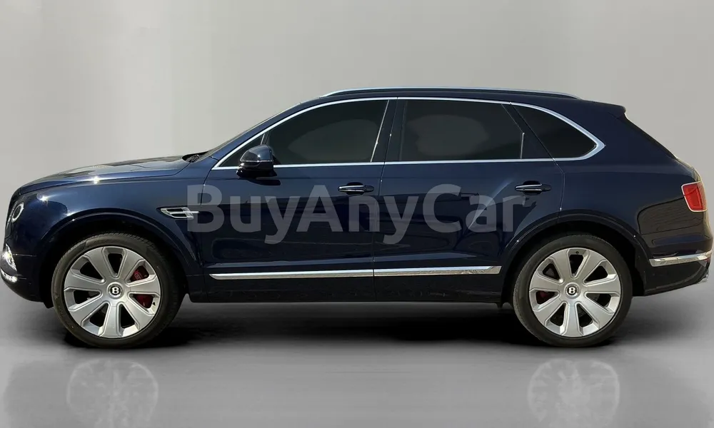 Vehicle photo 4