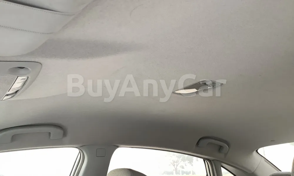 Vehicle photo 8