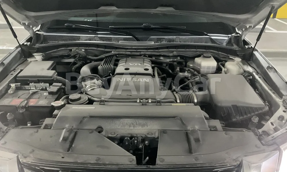 Vehicle photo 6
