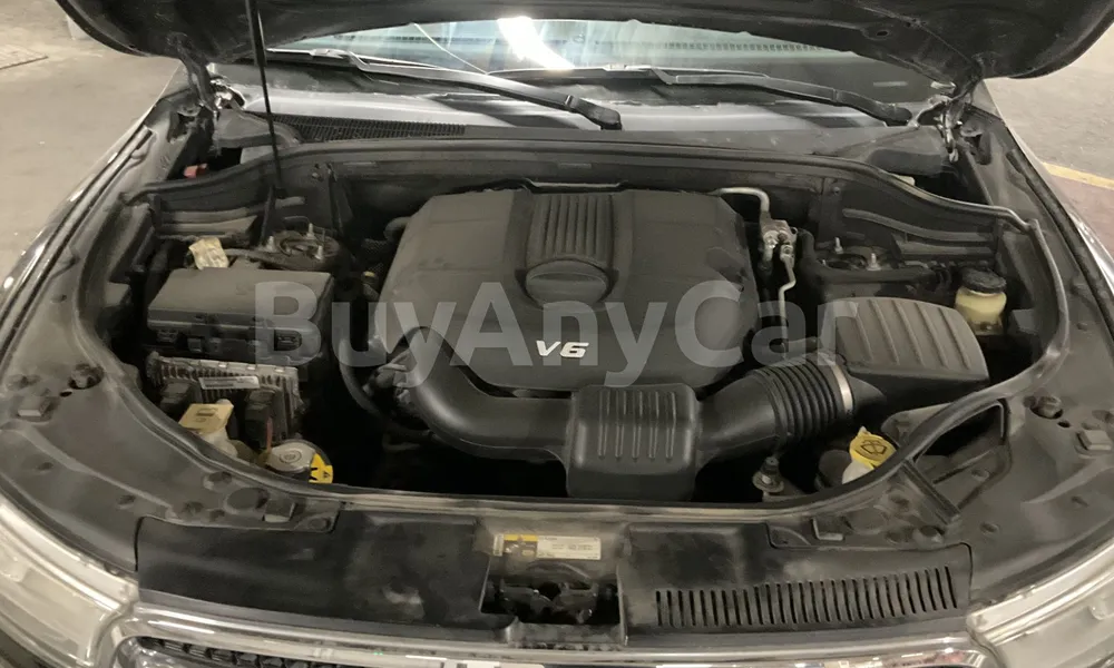 Vehicle photo 6