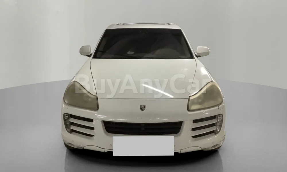 Vehicle photo 1
