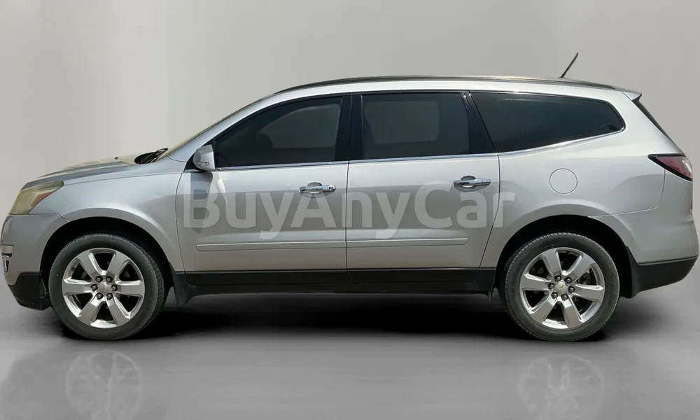 Vehicle photo 4