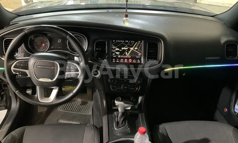 Vehicle photo 8
