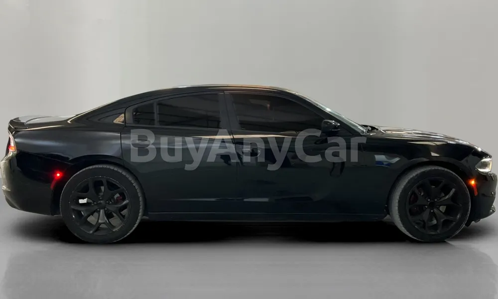 Vehicle photo 3