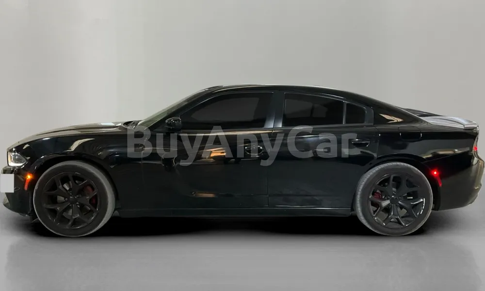 Vehicle photo 4