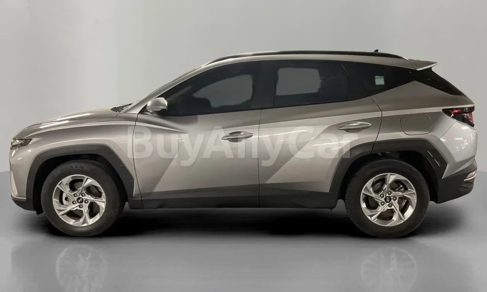Vehicle photo 4