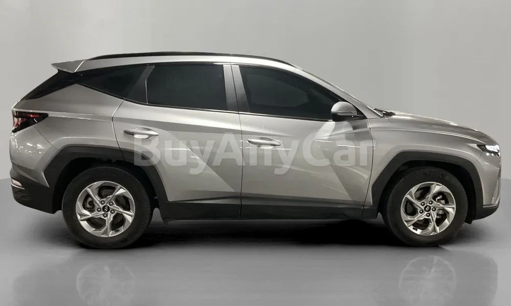 Vehicle photo 3