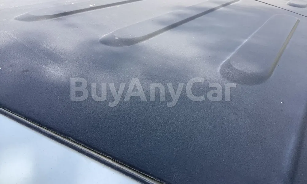 Vehicle photo 5