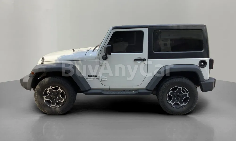 Vehicle photo 3