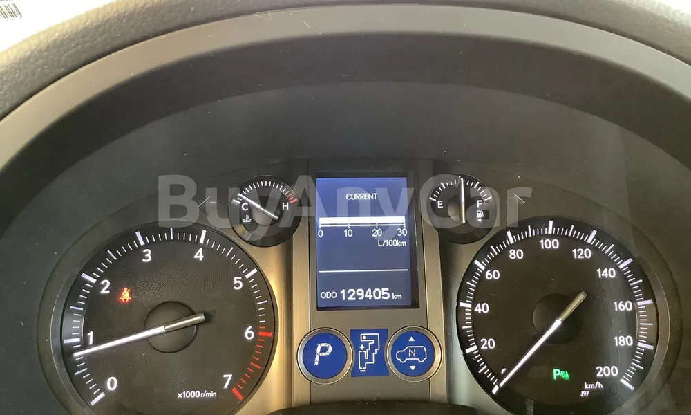 Vehicle photo 6