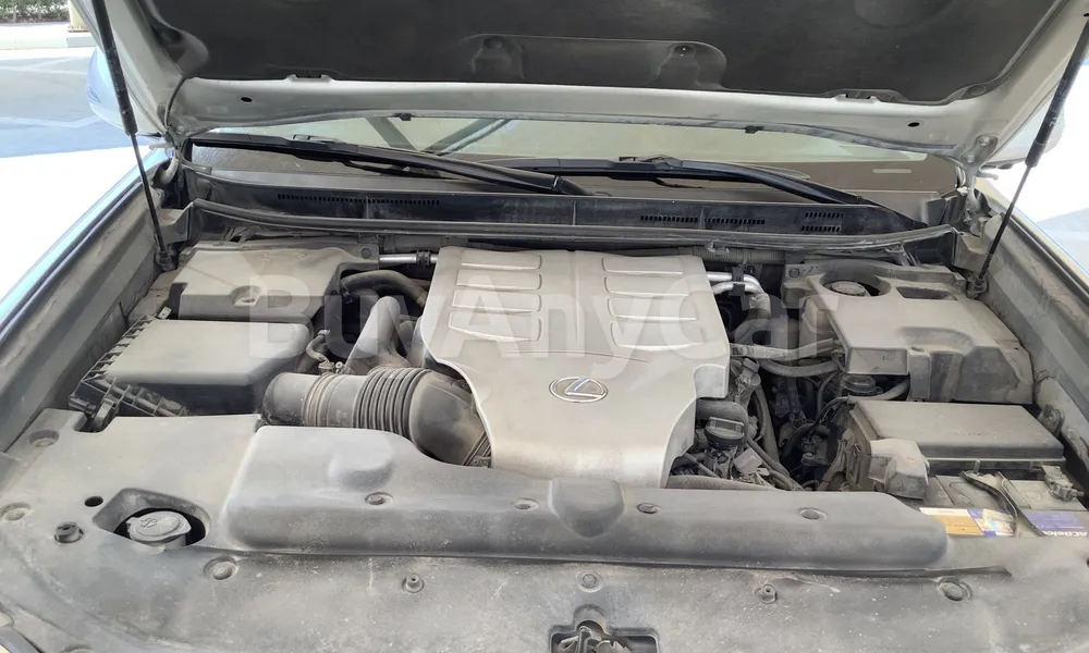 Vehicle photo 5