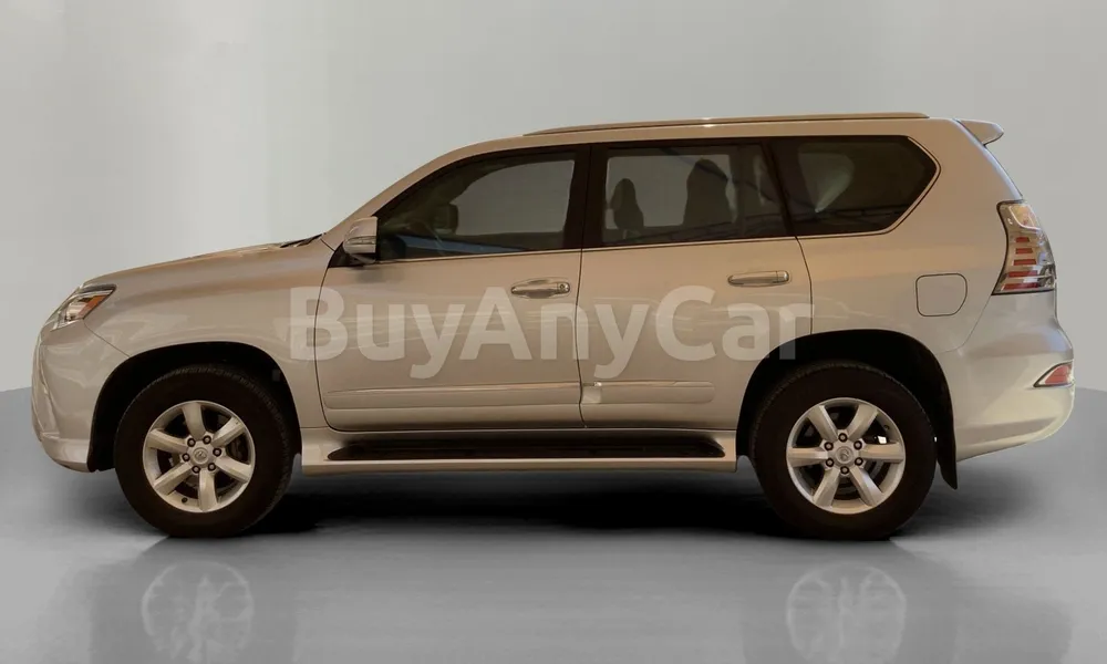 Vehicle photo 4