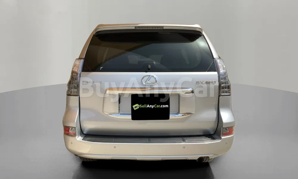 Vehicle photo 2