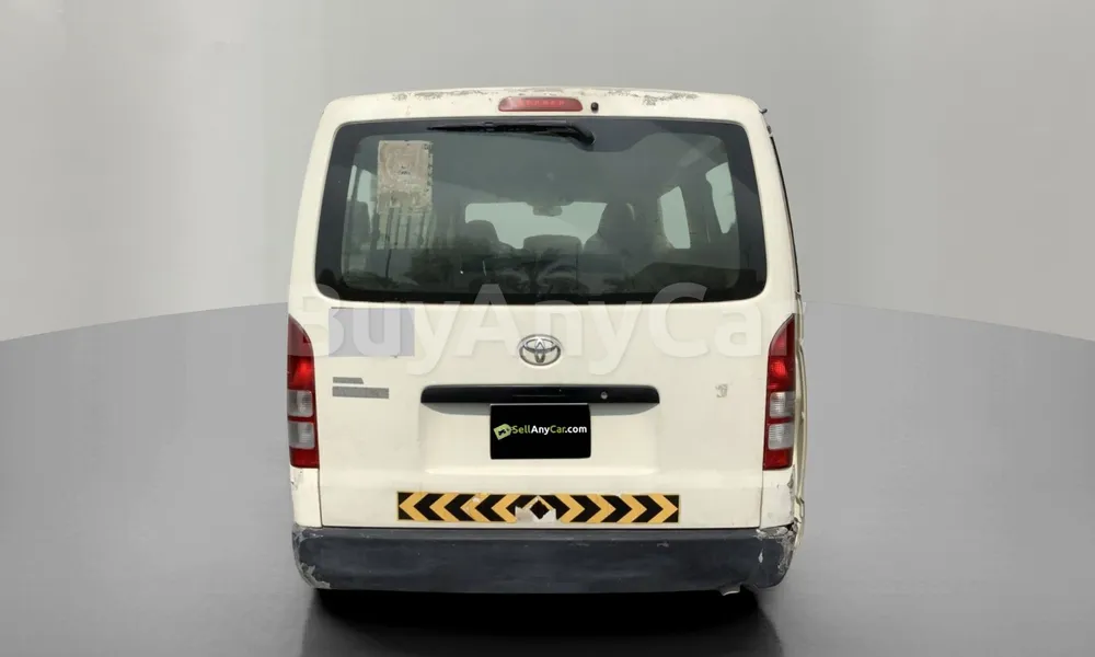 Vehicle photo 2