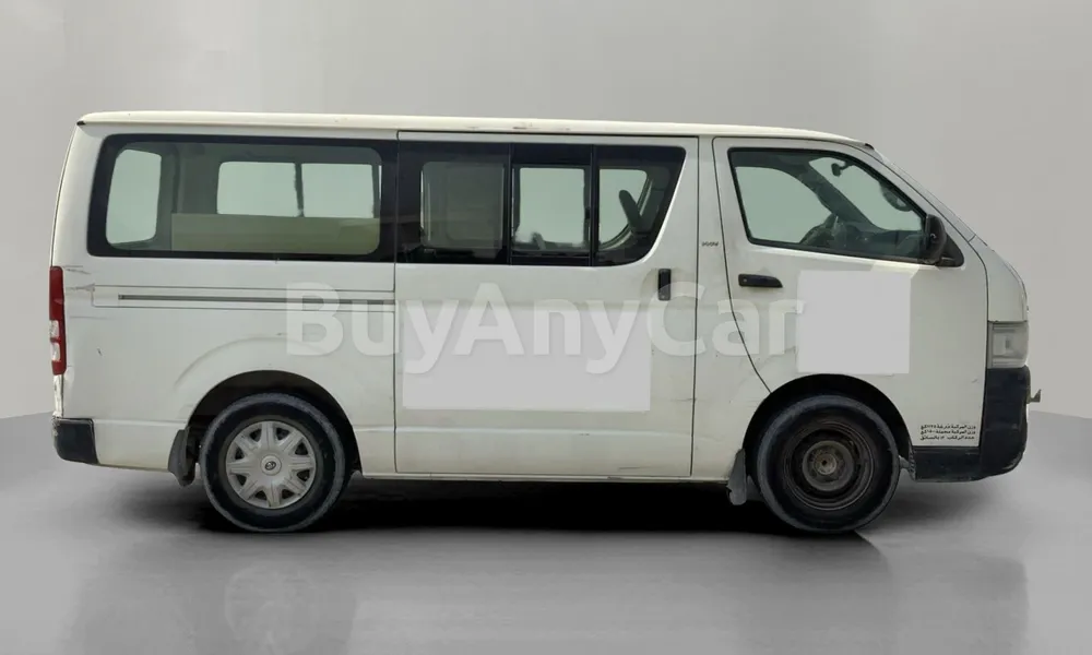 Vehicle photo 3