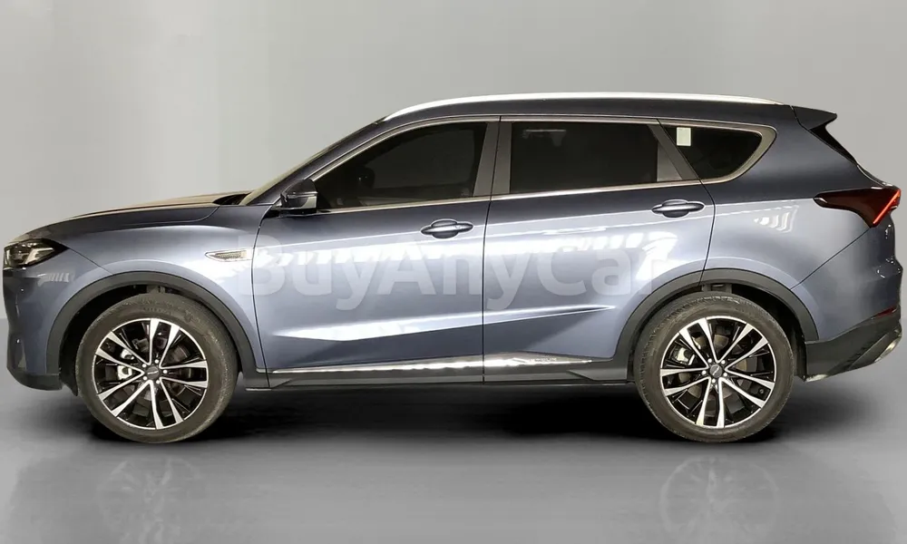 Vehicle photo 4