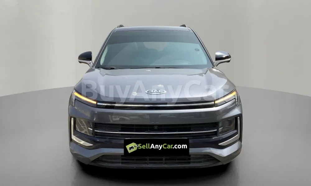 Vehicle photo 1