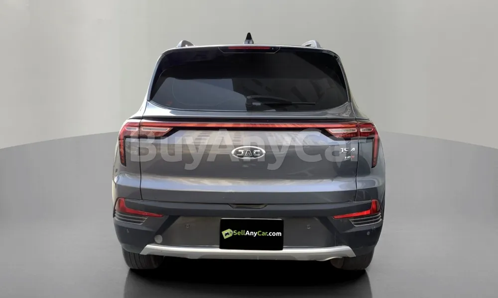 Vehicle photo 2